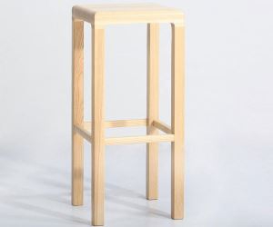 The Ultimate Guide to Bar Stools: Comfort, Style, and Functionality